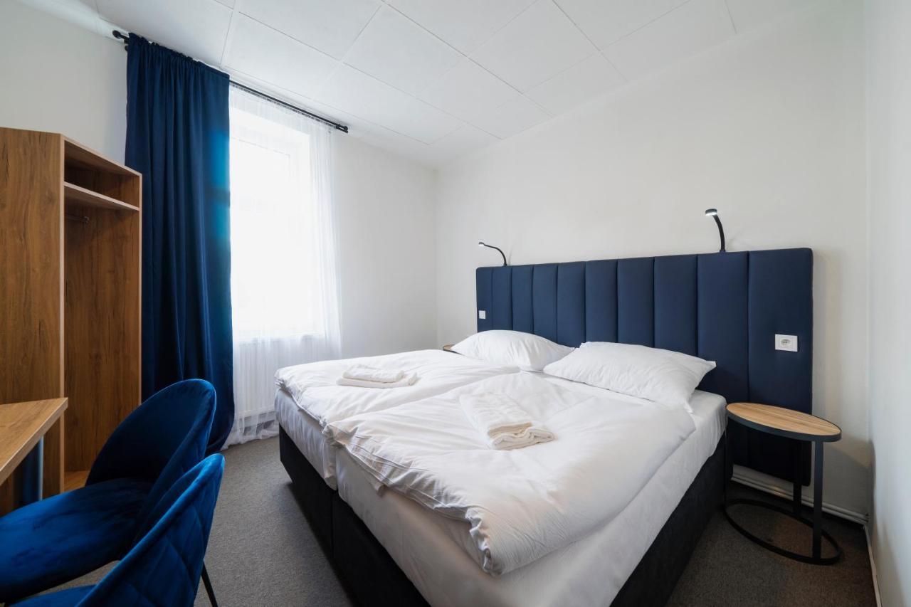 Hotel Bayer Пилзен Екстериор снимка