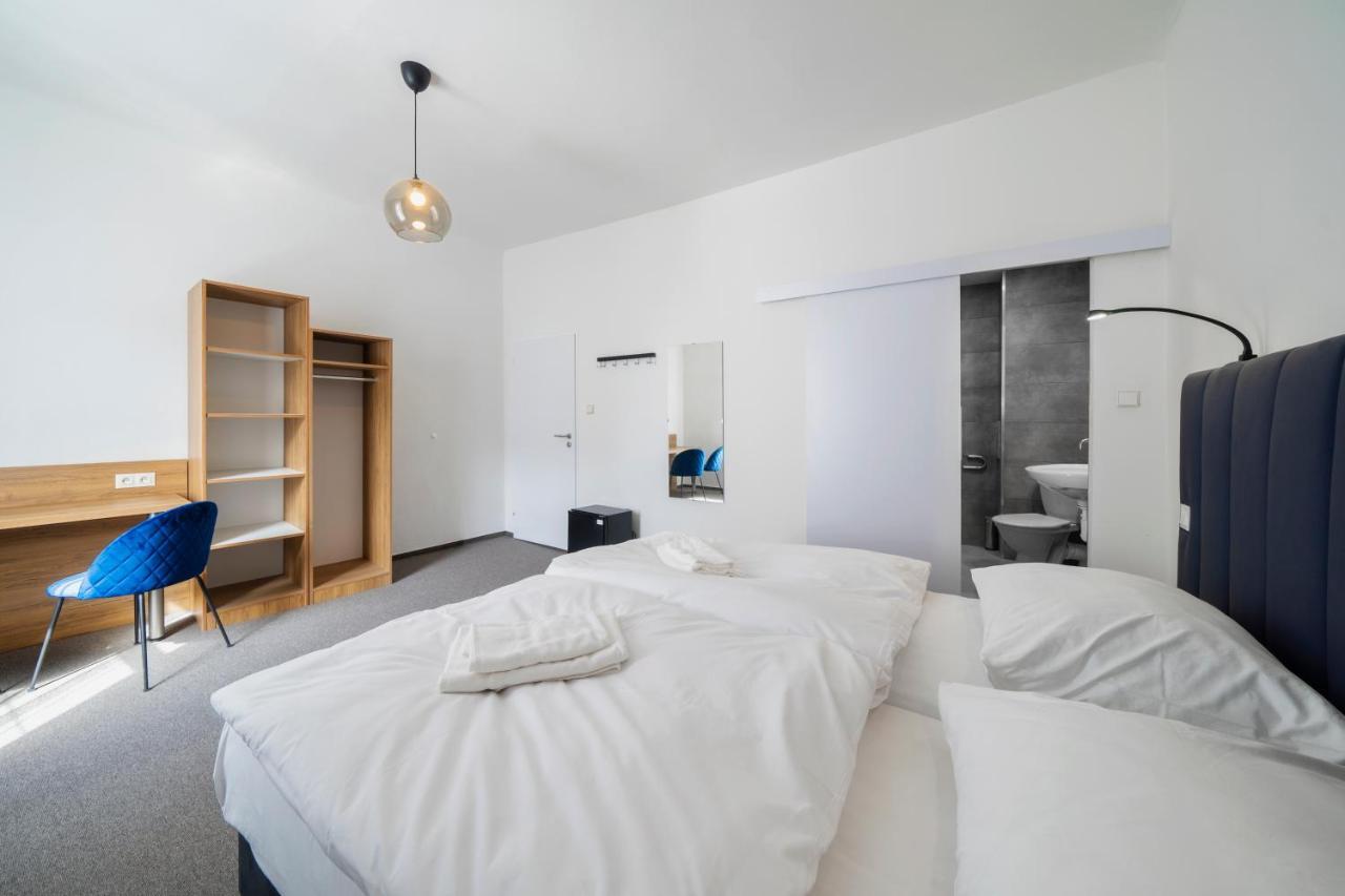 Hotel Bayer Пилзен Екстериор снимка