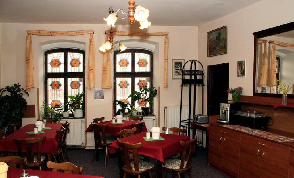 Hotel Bayer Пилзен Екстериор снимка